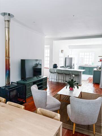 Gwalia – Renovated heritage home gallery image 3