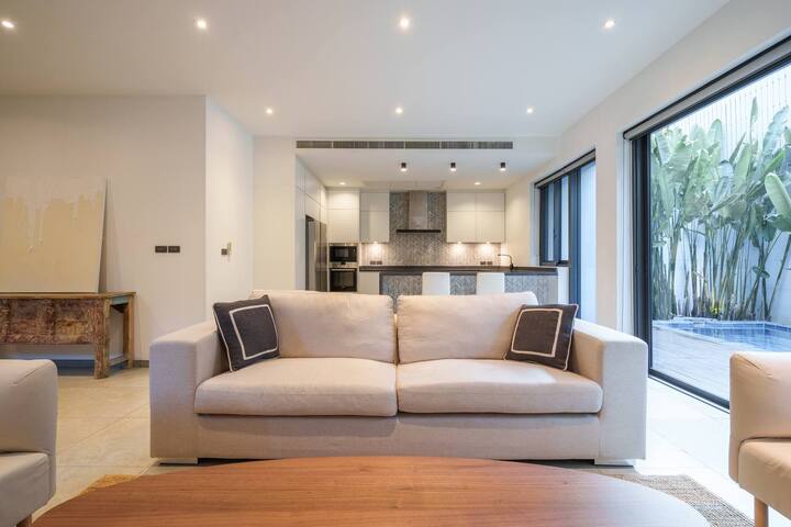 Monochrome Designer Pool Villa gallery image 3