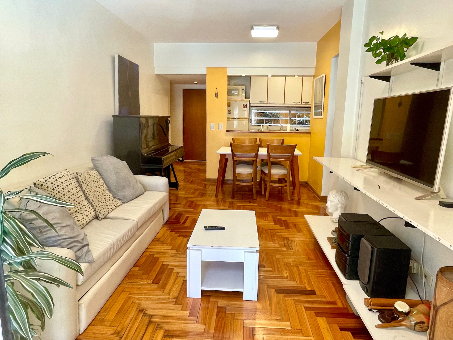 Apartamento de 1 quarto com pátio em Palermo