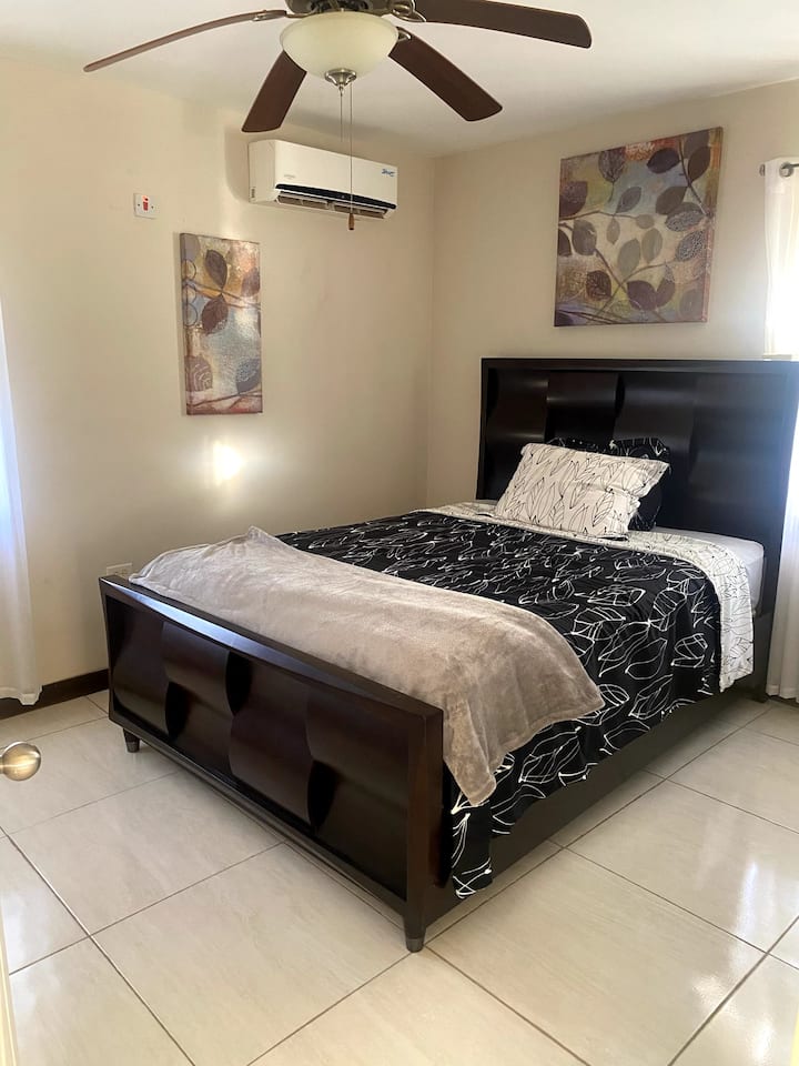 غرفة النوم 1