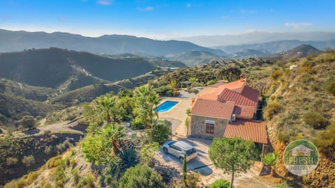 Casa Esta 3BR Villa w/ Private Pool & Scenic Views