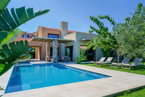 Villa Fos | Private pool, elegance & seaview!