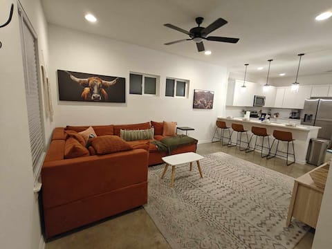 Top Airbnb: The Resting Spot in Arena District