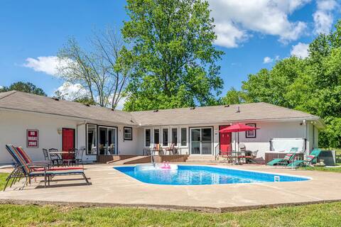 2 Lakeside Houses for Large Groups - Dual Listing