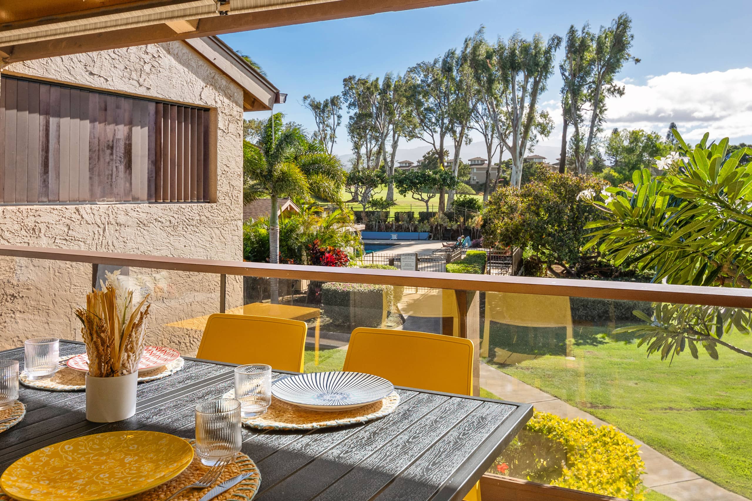Stylish Ocean View 2BD, King beds, Pools - Photo 88
