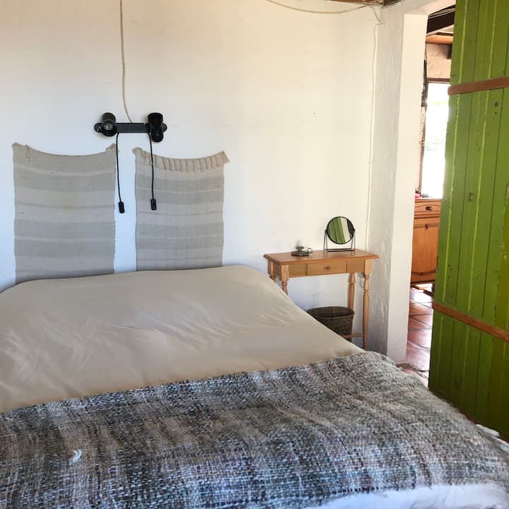 საძინებელი 1