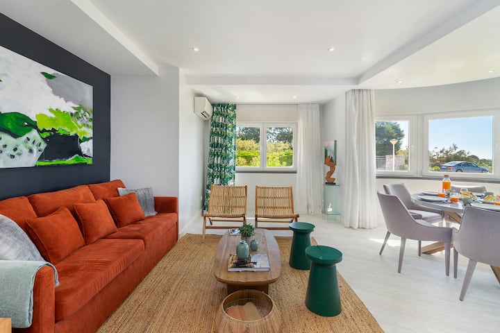 Cascais Stylish Oceanview Apartment - Cascais