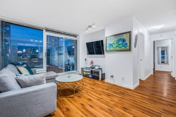 Rare 270° Ocean/Mountain/St View 3br/2ba Pool gallery image 3