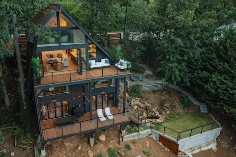 Mountain Villa 15min from Downtown Greenville