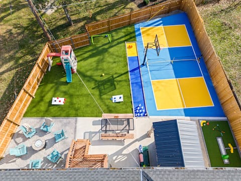 Pickleball • HotTub • Games • Theater • Golf+ More