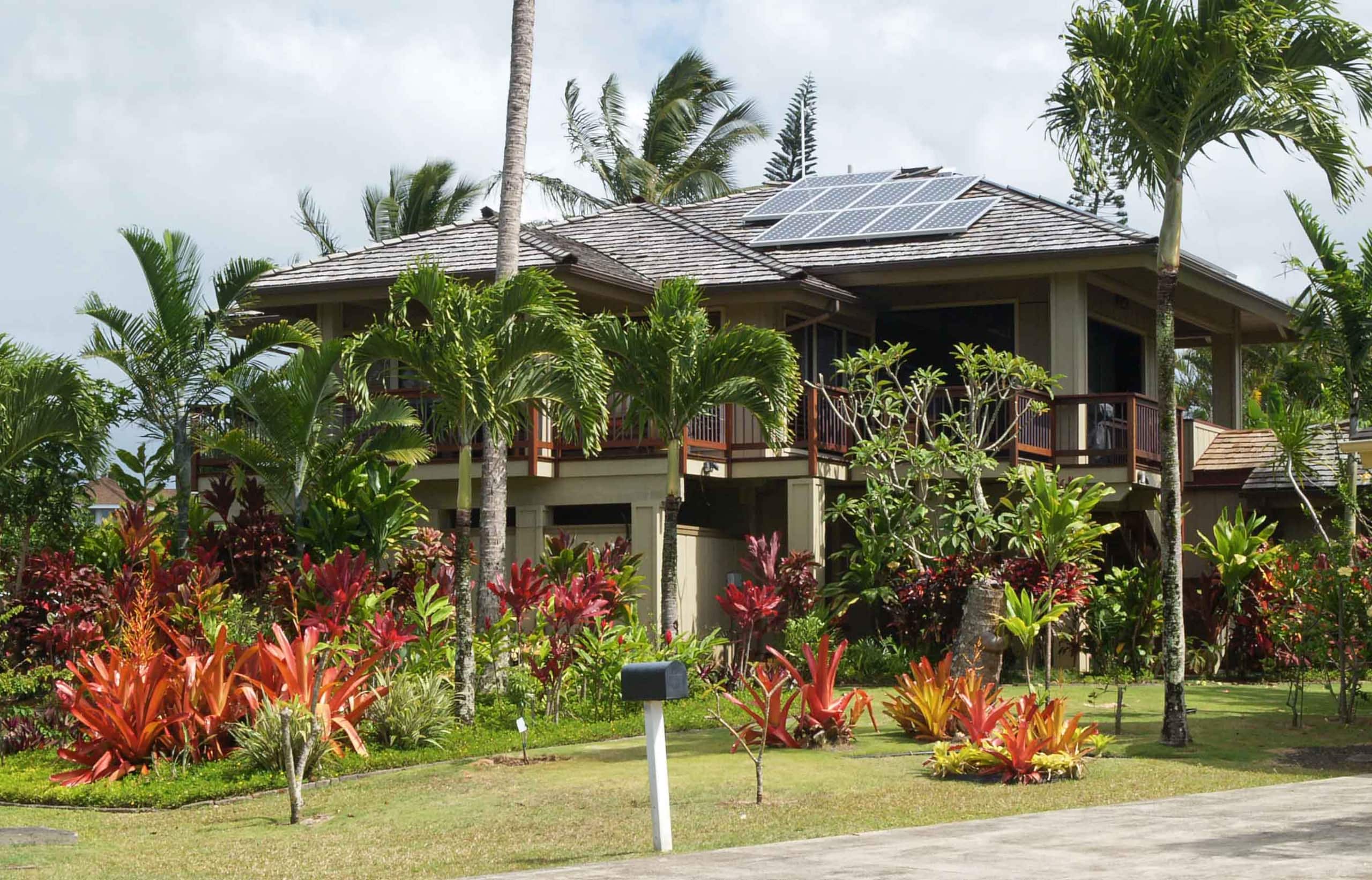 Home in Princeville · ★5.0 · 3 bedrooms · 3 beds · 3.5 baths - Image 1