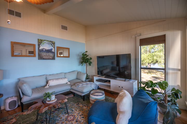 Peaceful Blue Lakehouse Getaway - Jacksonville Tx - Jacksonville, TX