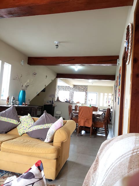 Airbnb em destaque: "Hospedaria Santorimé" House em São Tomé Das Letras