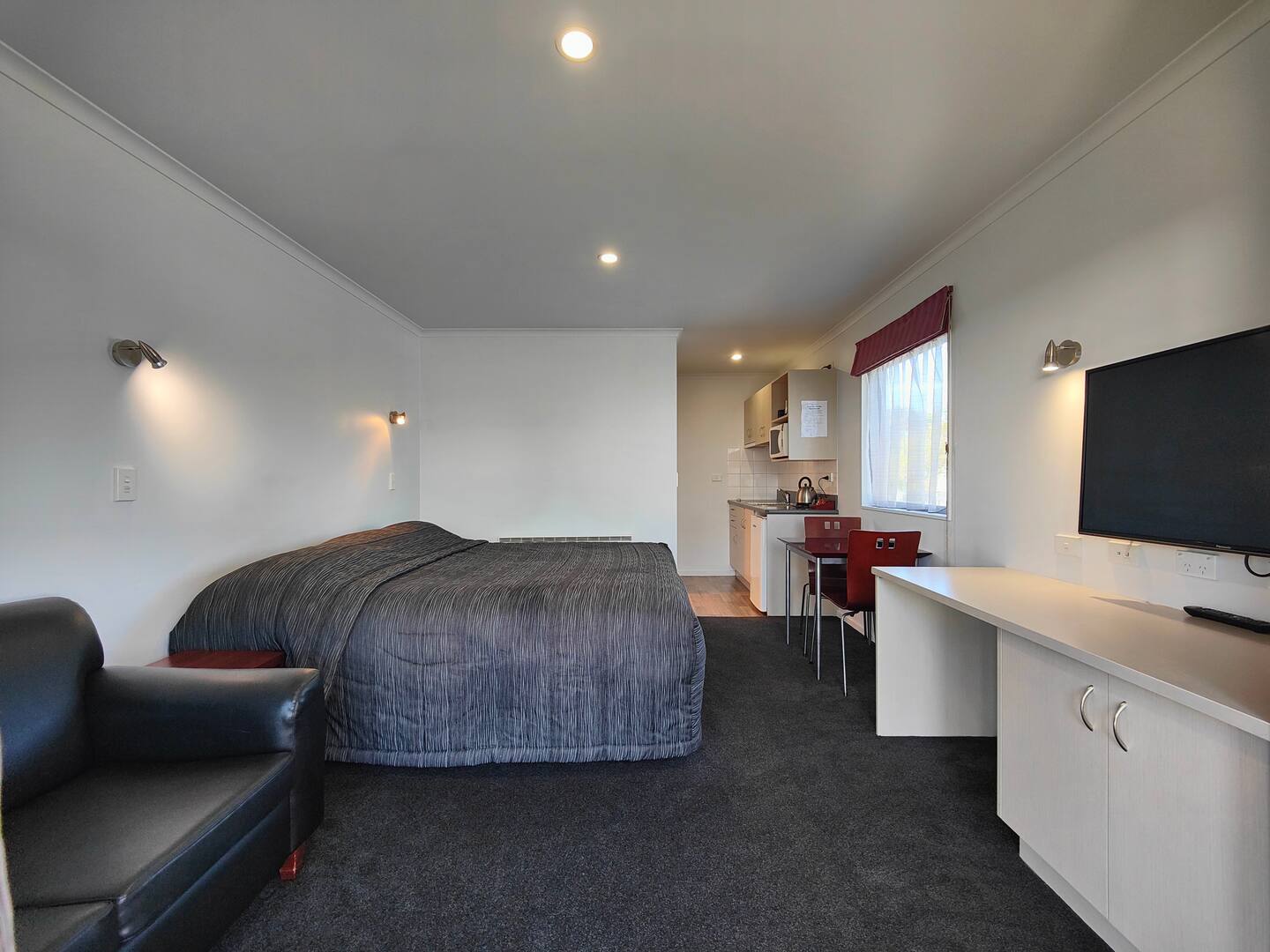 Camden Court Studio 2