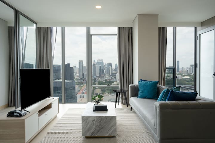 Penthouse QSNCC/ 5 Star