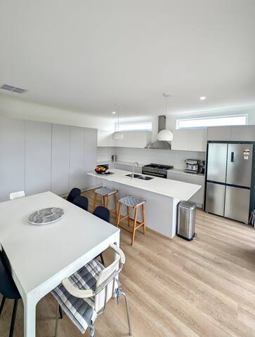 Wirilda Retreat Coastal Haven gallery image 4