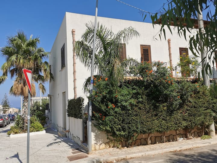 Oasi Del Sole - Orange House - San Vito Lo Capo