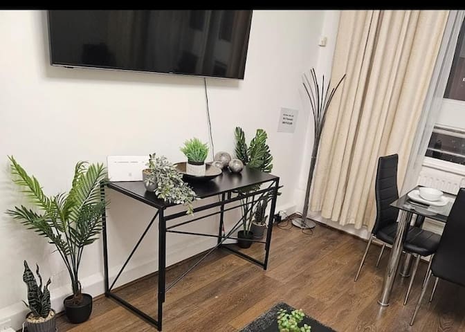 Lovely 4 Bedrooms in London