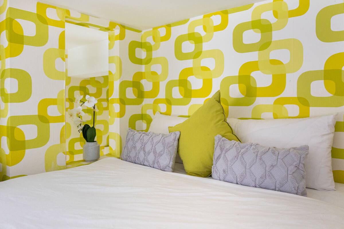 קומת ביניים עם מזרן כפול