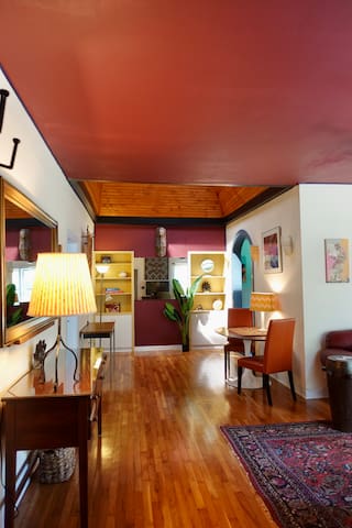 Barton Cottage above The Spring