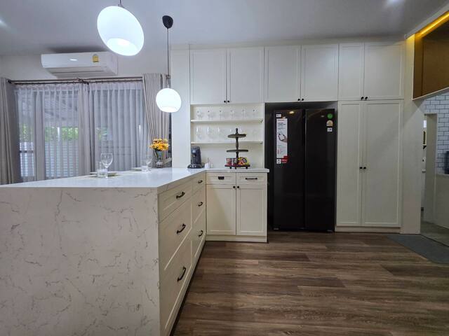 Luxury Stay@4 Bedroom Villa-BKK gallery image 5