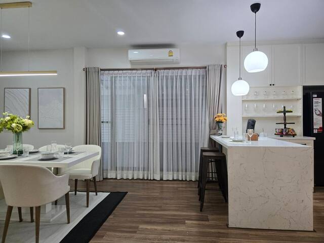 Luxury Stay@4 Bedroom Villa-BKK gallery image 4