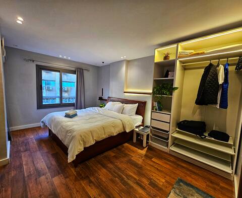 Modern Studio in heart of Cairo w/ private rooftop