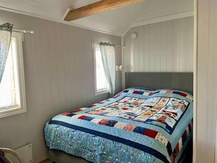 Gezellige slaapkamer op begane grond