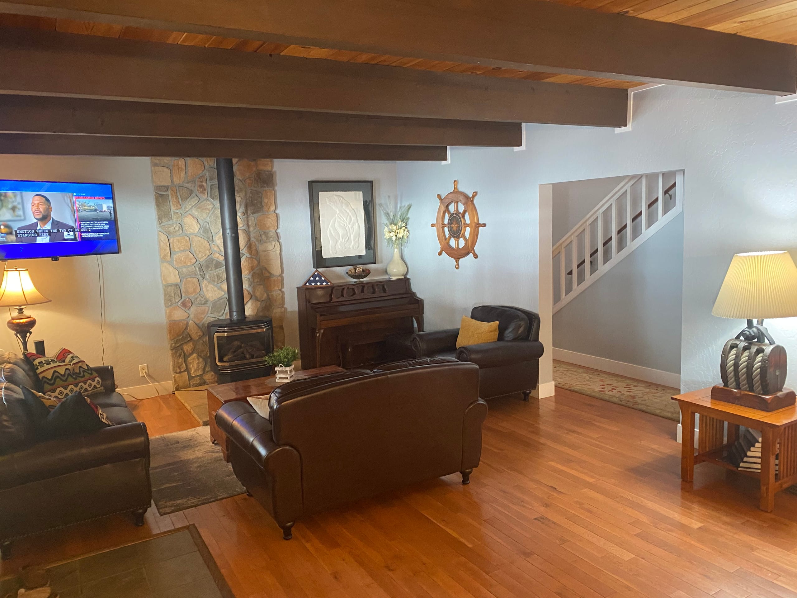 Remodeled 5BR Family Home Near Lake & Heavenly - Photo 1