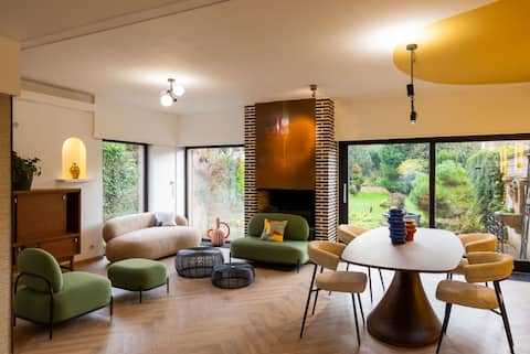 Beautiful modernized 70s house