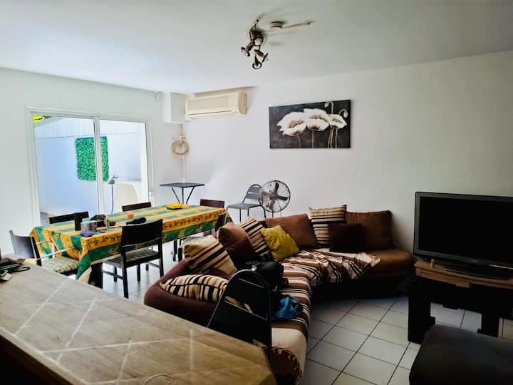 Maison Mitoyenne En Duplex - Nouméa