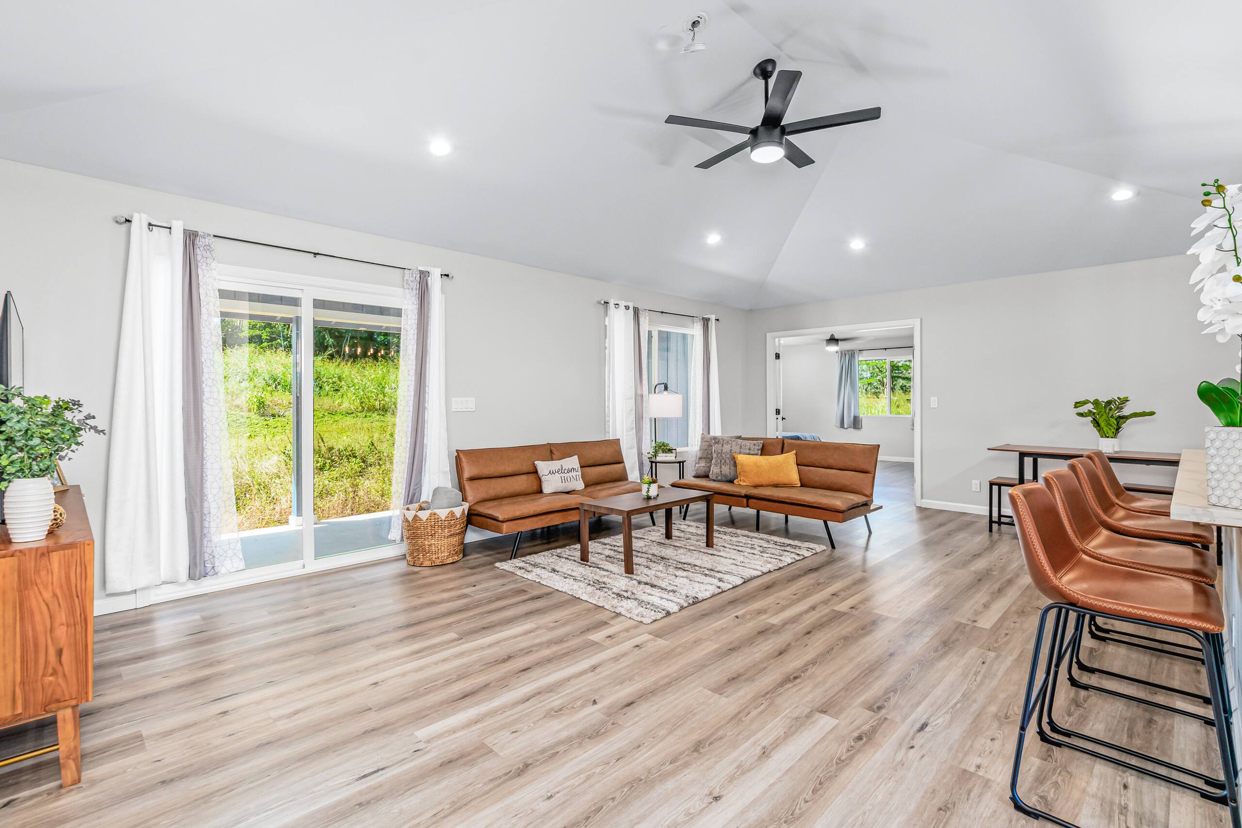 Home in Keaau · ★4.89 · 3 bedrooms · 3 beds · 2 private baths - Image 6
