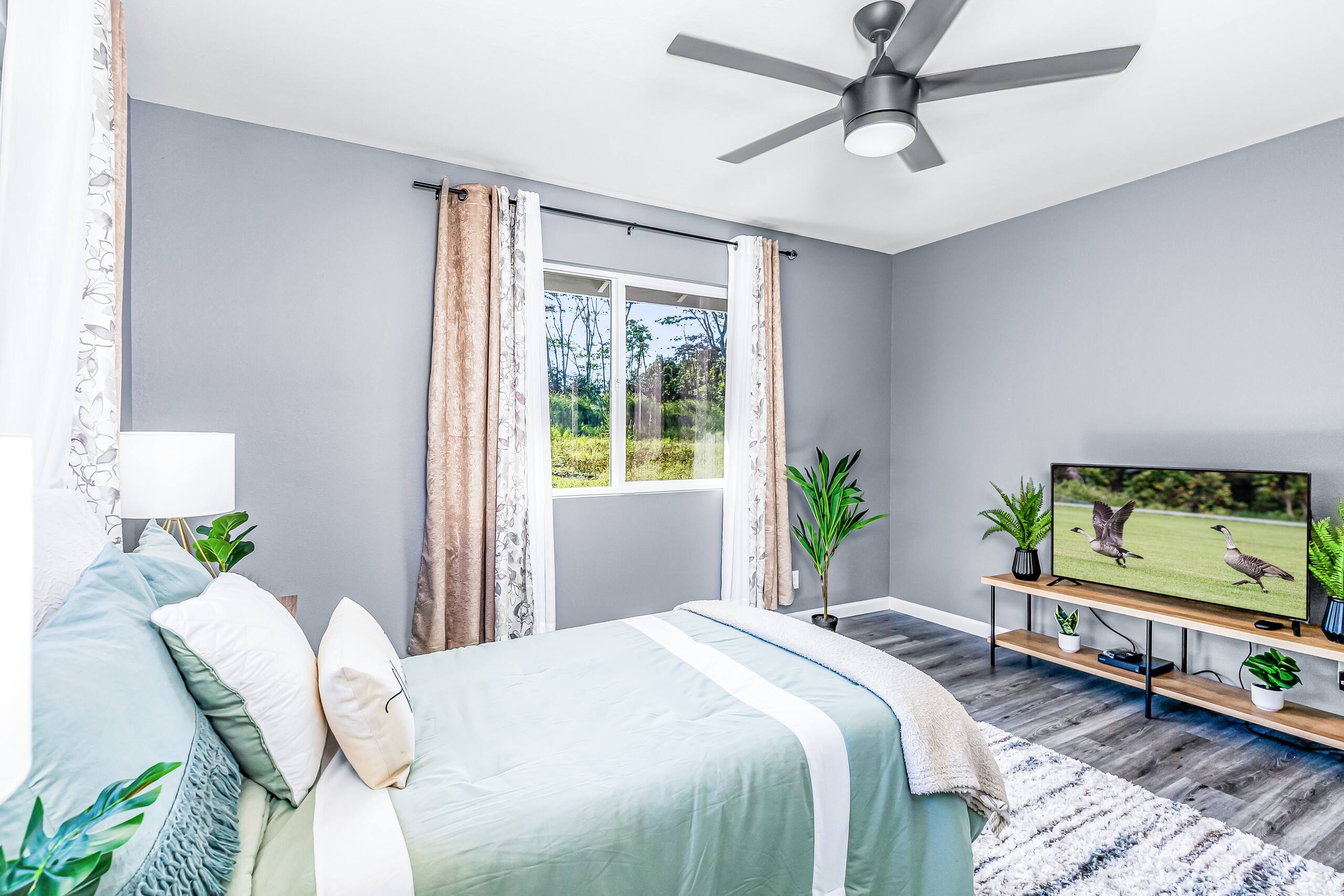 Home in Keaau · ★5.0 · 3 bedrooms · 3 beds · 2 private baths - Image 25