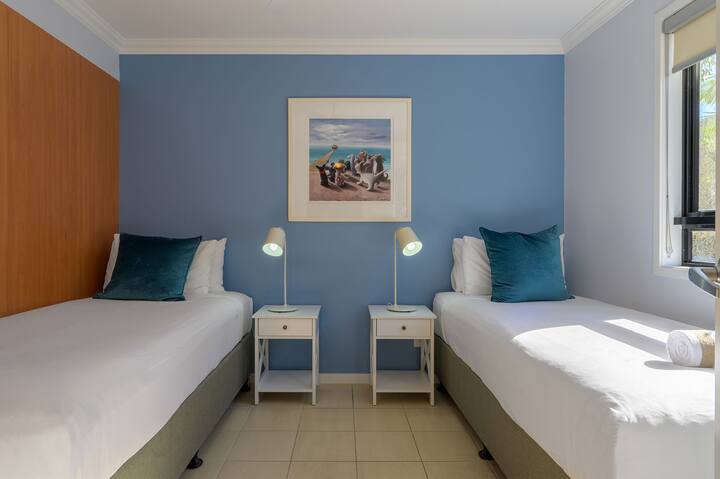 Kingsize bed kan op verzoek in eenpersoonsbedden worden opgedeeld