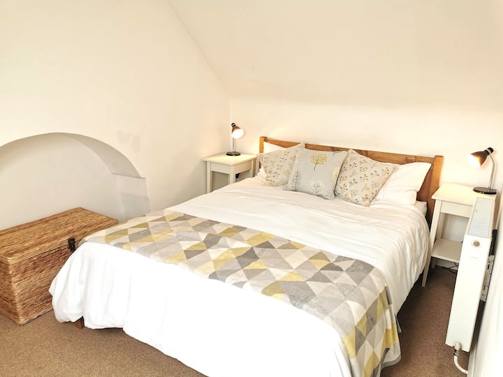 Period Cottage in Cowes Houses for Rent in Cowes, United Kingdom Airbnb