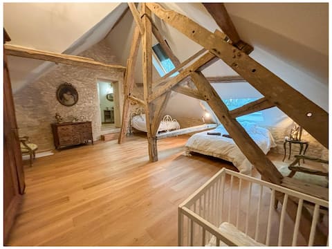 Beautiful stone barn with heated swimming pool