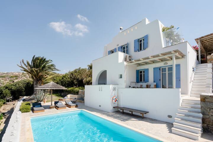 Agapui – Peaceful retreat with stunning views gallery image 2