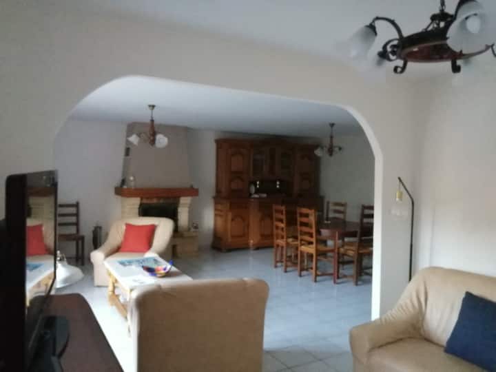 Maison Lavaudieu 8-9 Personnes - Brioude