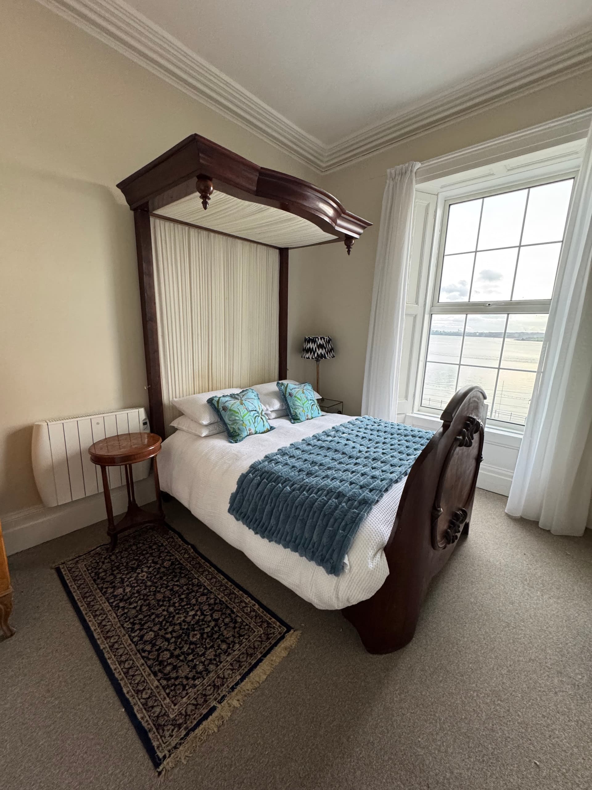 Anns Sea View Suite