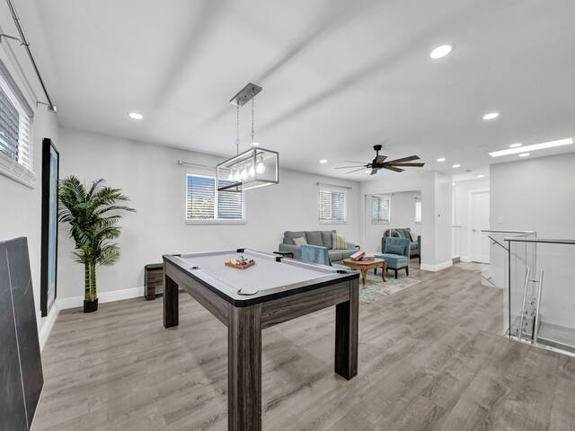 6Bed 4Bath Villa | Pool | Garage | Close to Beach gallery image 2