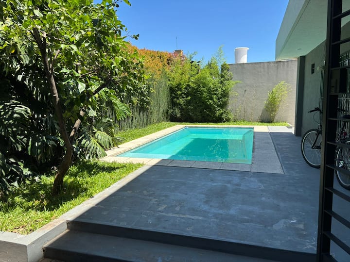 Three-bedroom house in Boulogne with pool