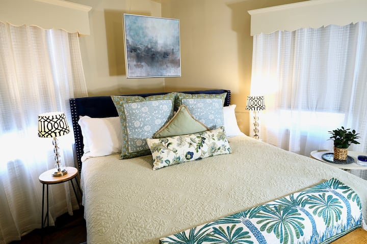 You will not want to remove yourself from this king sized bed. This is, without a doubt, the most comfortable bed in Murfreesboro. The only slumber experience that rivals it, is across the hall in the Queen sized bed.
