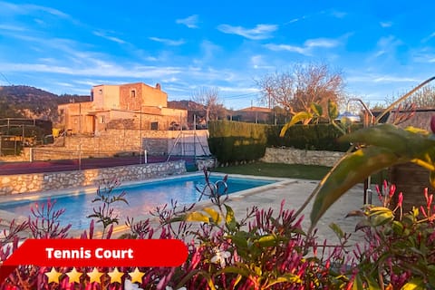 [Between sea and country] Amazing villa with pool