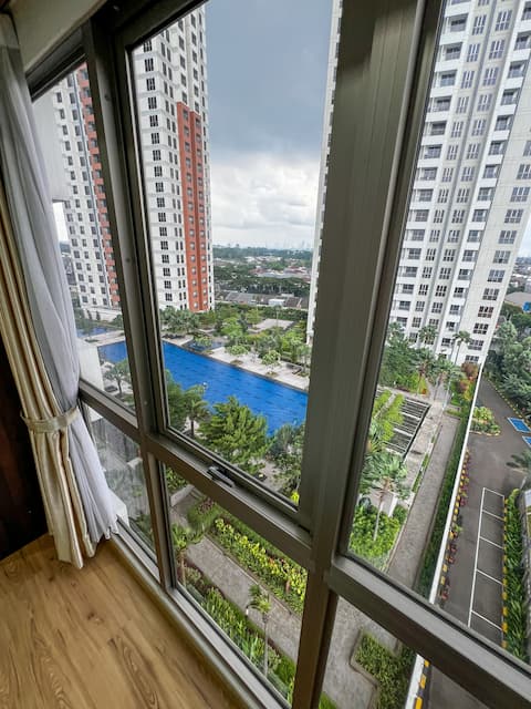 Spacious 2 BR Apt Near SMS Mall – 10 Min Walk