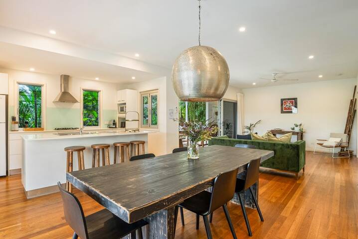 Two Luxury Homes in Byron Bay gallery image 2