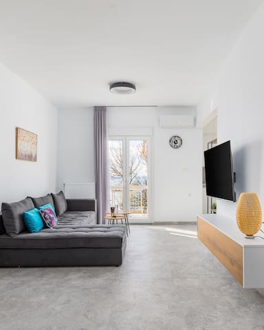 Angel House / Sea View / 2 Bedrooms / 4p Apartment