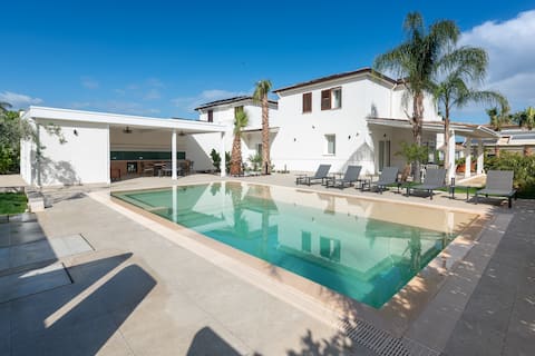 Villa Dafni: Private Pool & Relax near Cefalù