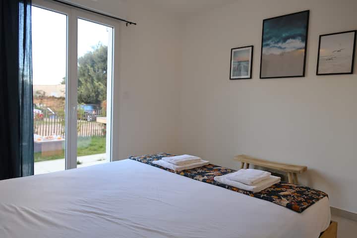 Spavaća soba 1 s pristupom terasi