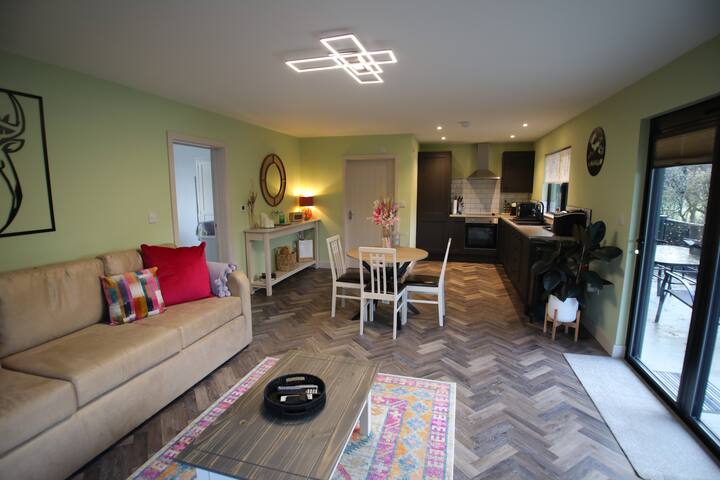Larches Waterside Lodge - Bewdley