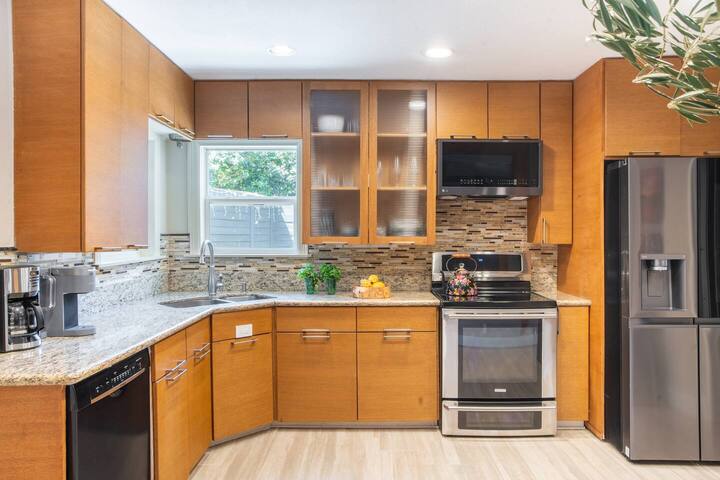 Empire gallery image 4